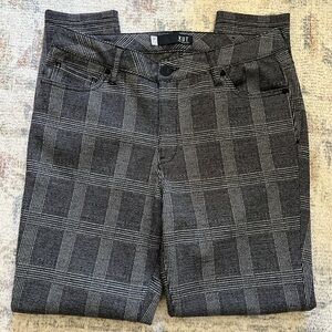 Kut from the Kloth High Rise Ankle Toothpick Skinny Pants - Black